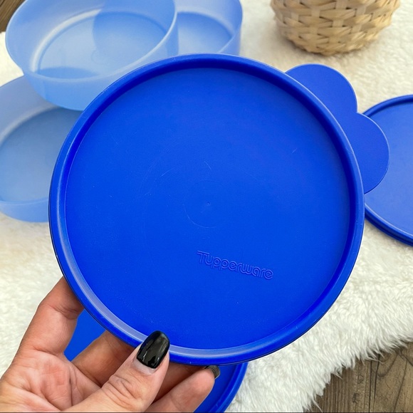 Tupperware (matching x 4) - Picture 8 of 9